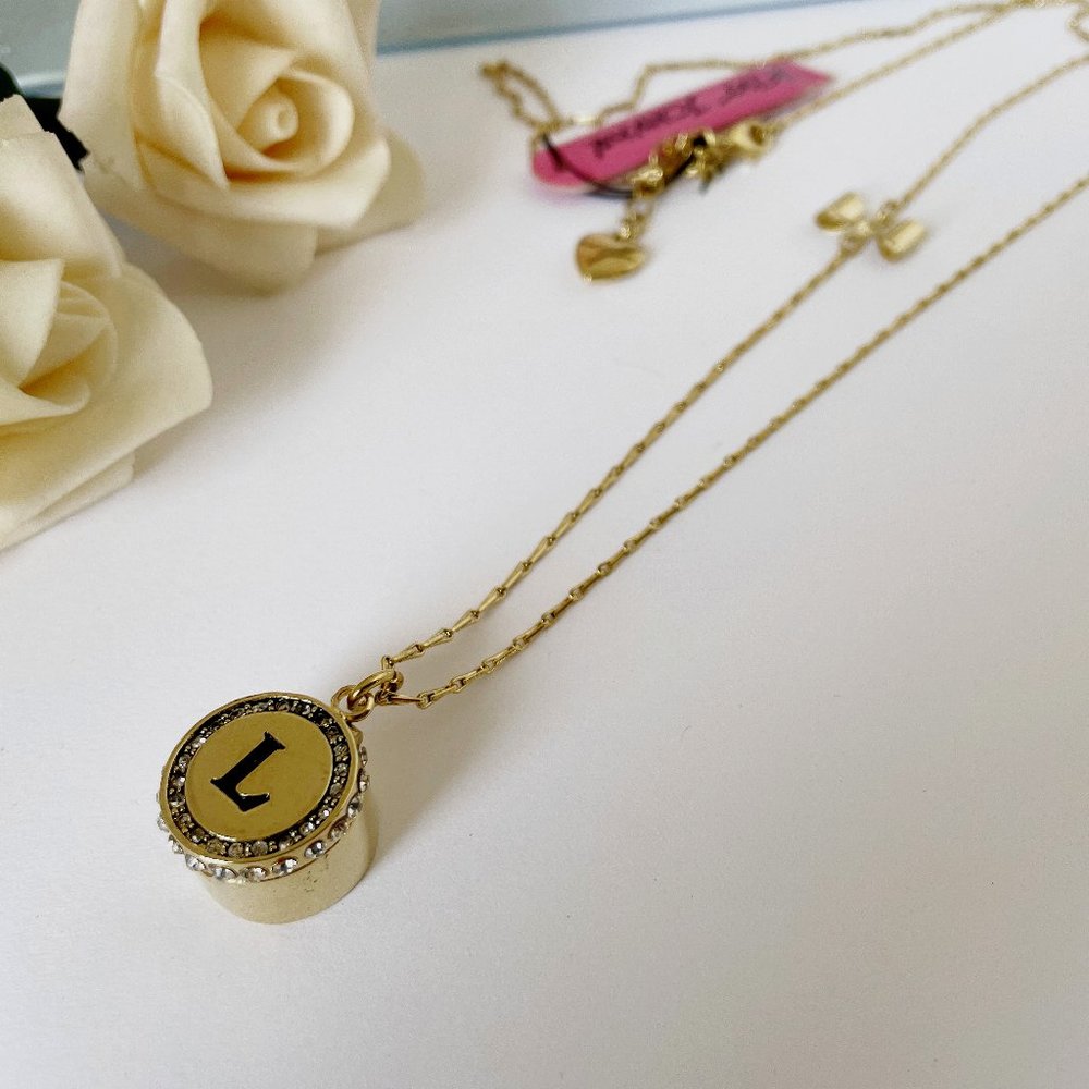 Betsey Johnson ladies letter L  pendant necklace